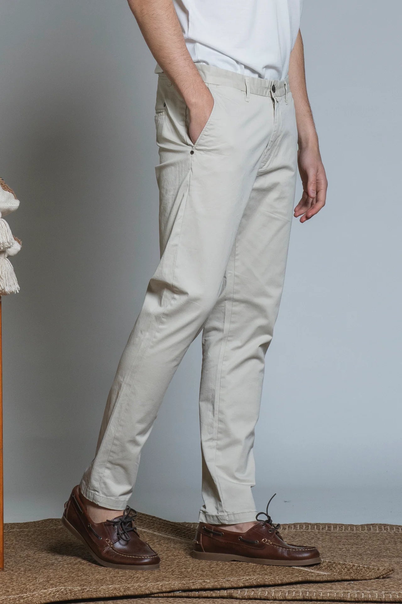 BRYAN CHINO LONG SLIM TWILL STRETCH ECRU