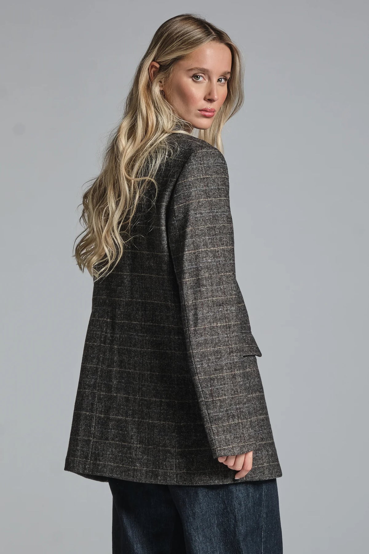JULIA BLAZER MONOPETTO IN LANA BLACK