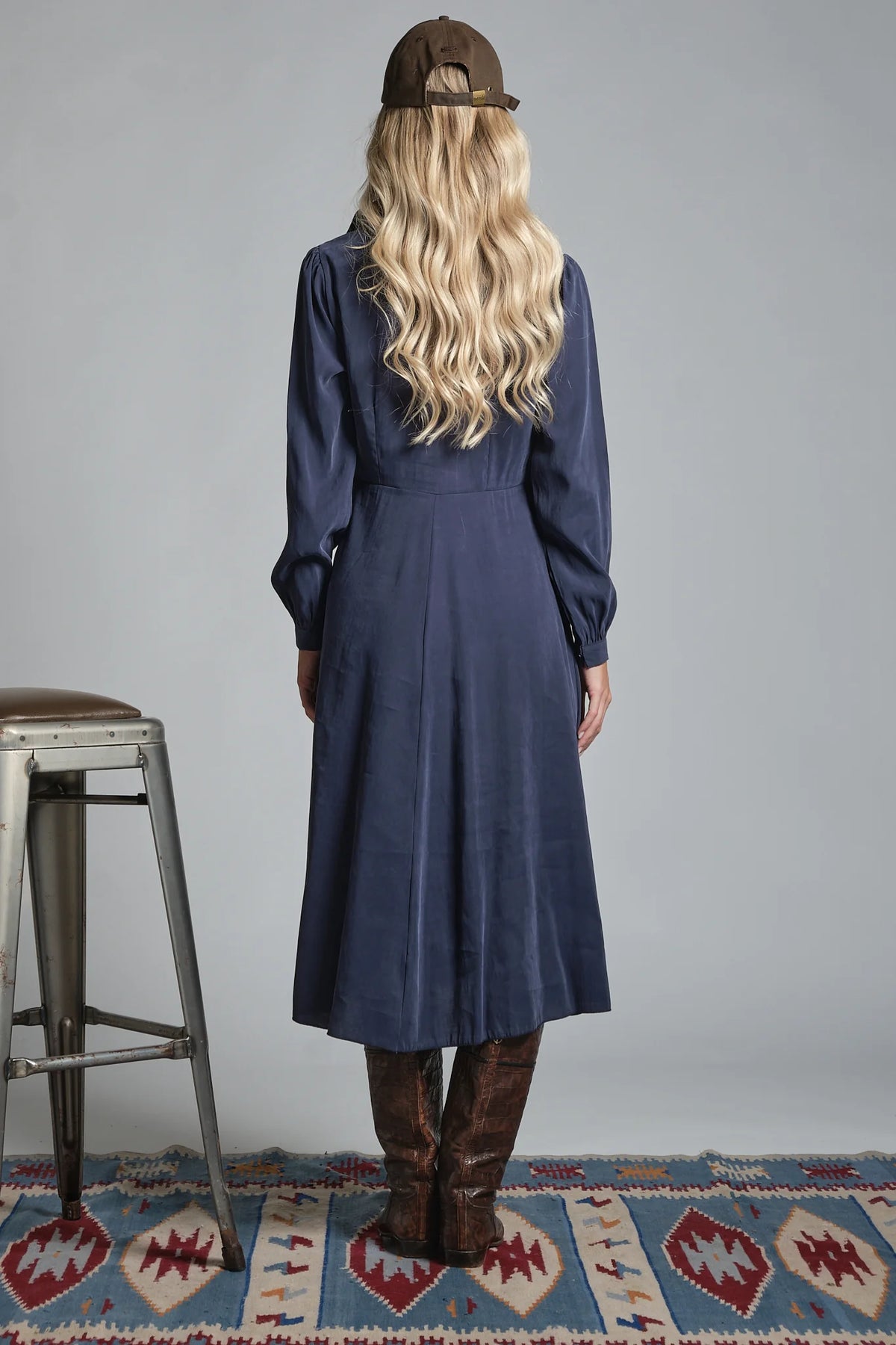 AMIRA ABITO MIDI IN MODAL NAVY