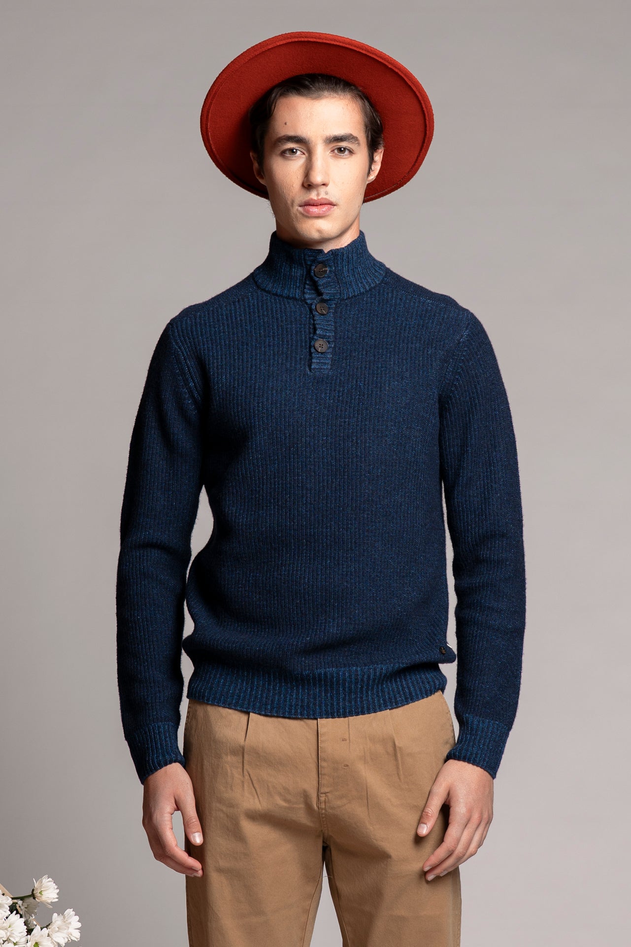 JOSEPH SERAFINO IN LAMBSWOOL NAVY