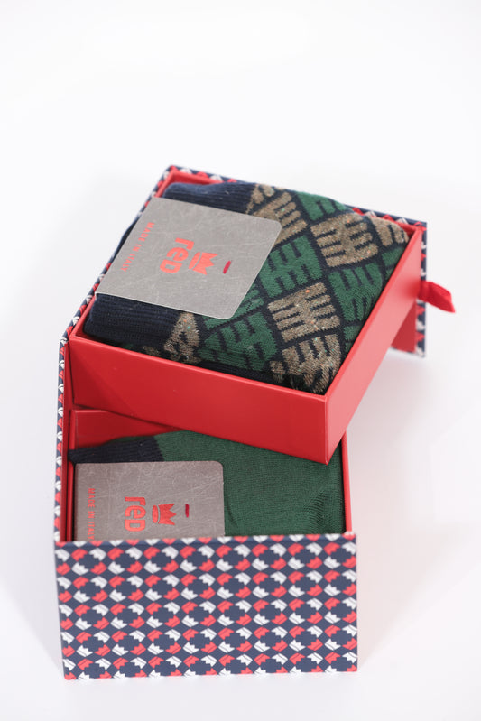 BOX CALZINI PUZZLE E UNITO BOTTONATO