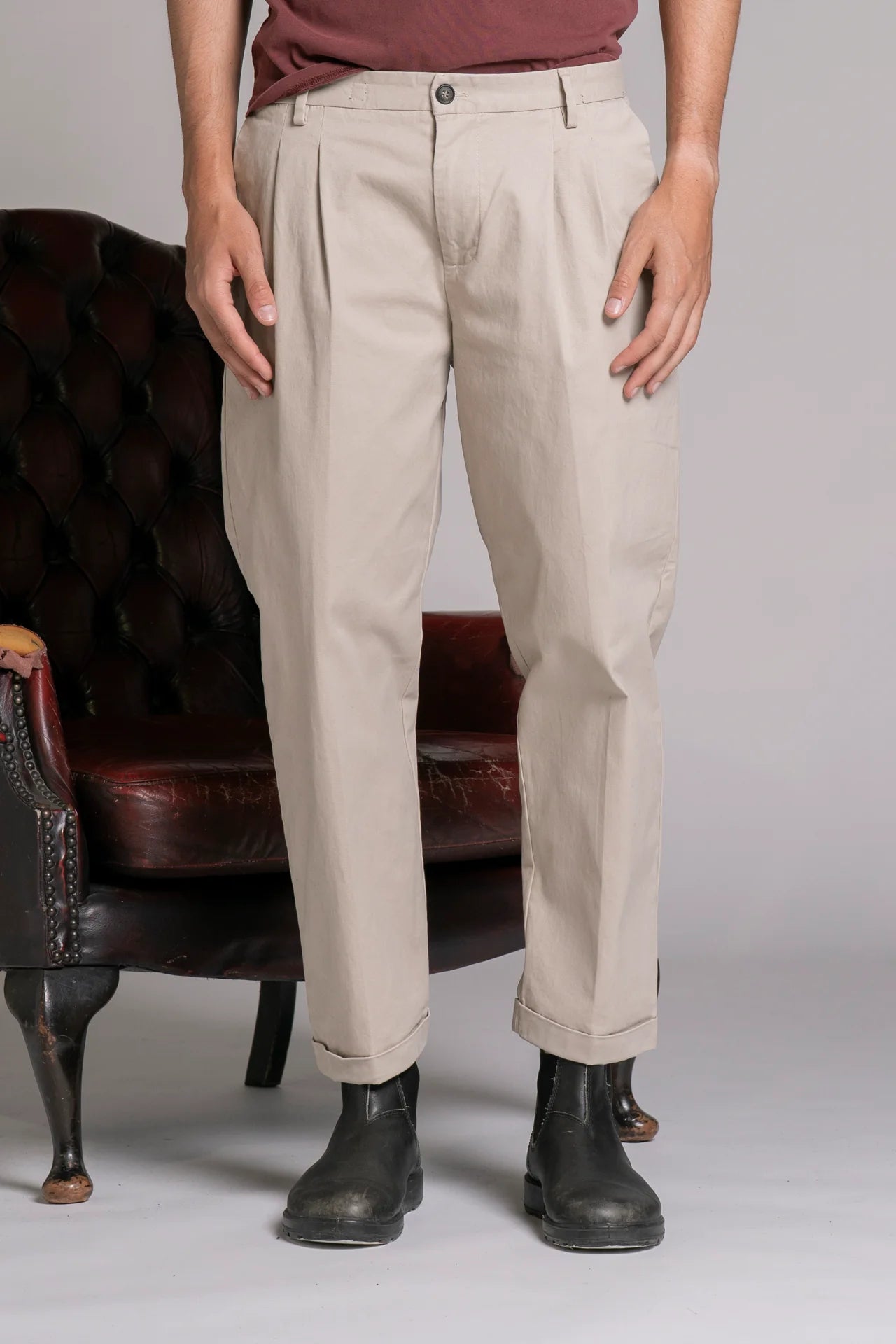 DEVIS CHINO LONG IN TWILL DESERT