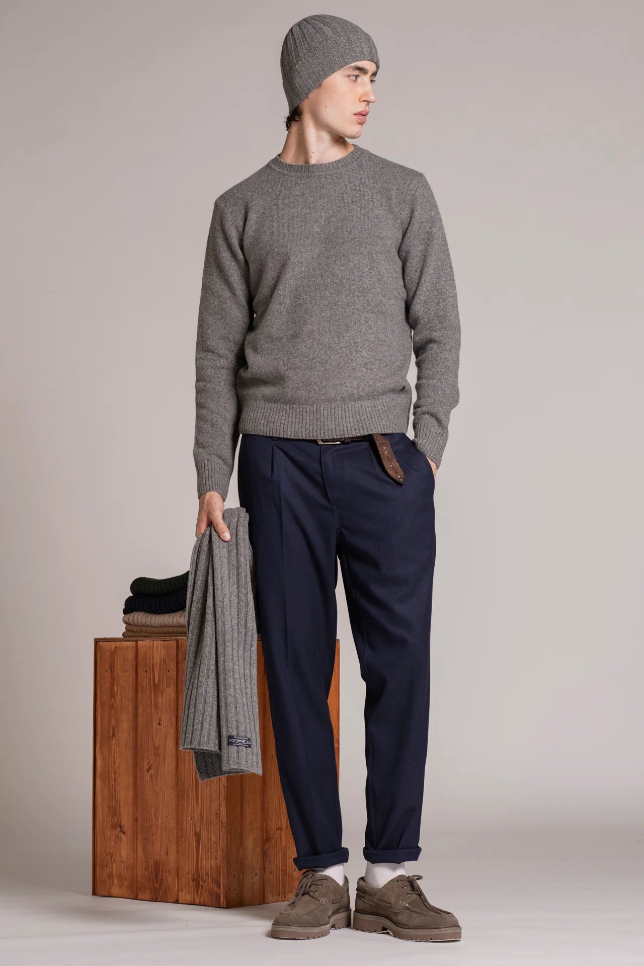 CHARLIE SWEATER IN LAMBSWOOL GREY MELANGE