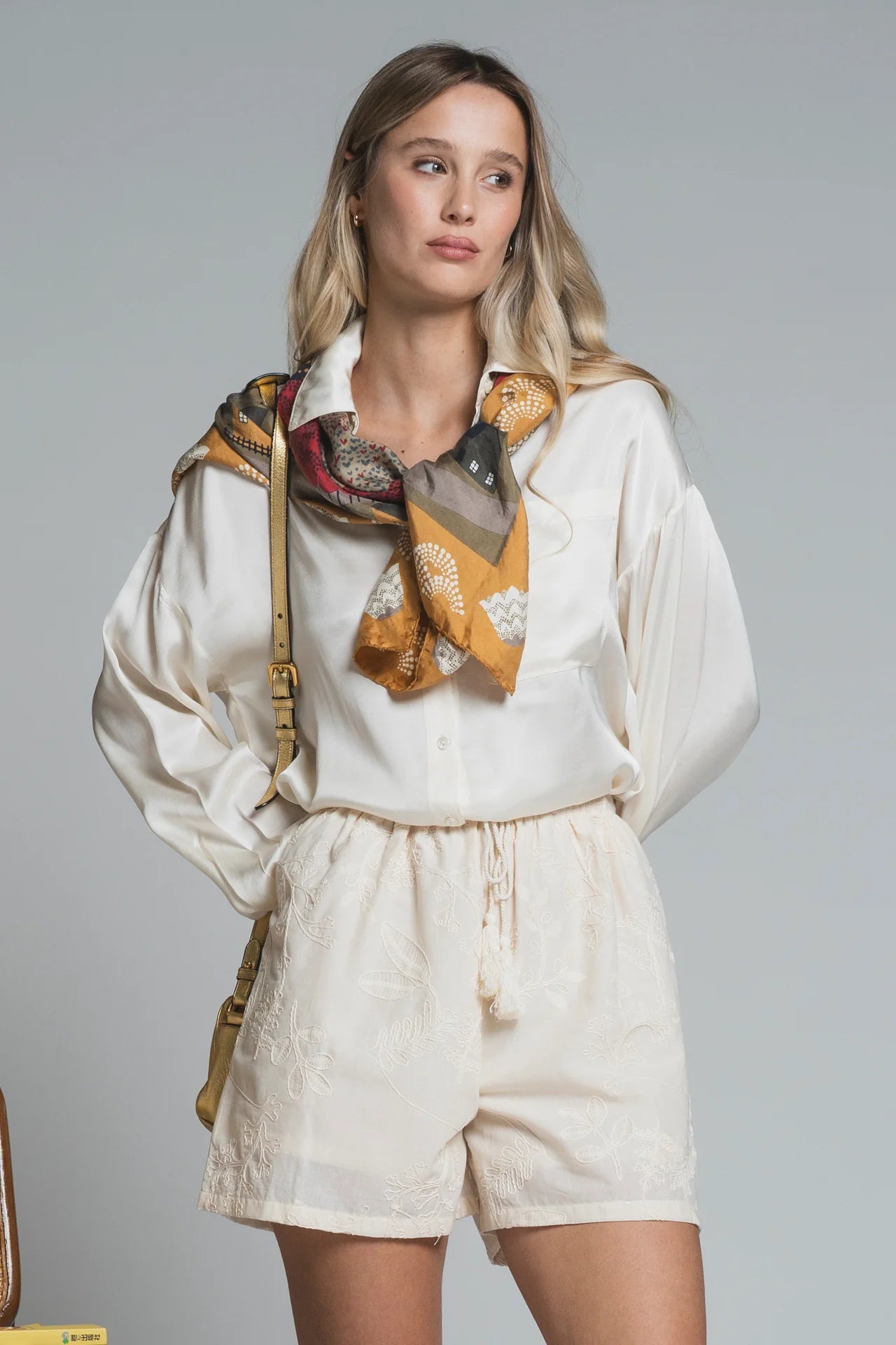 SUSY SHORTS IN PURO COTONE IVORY