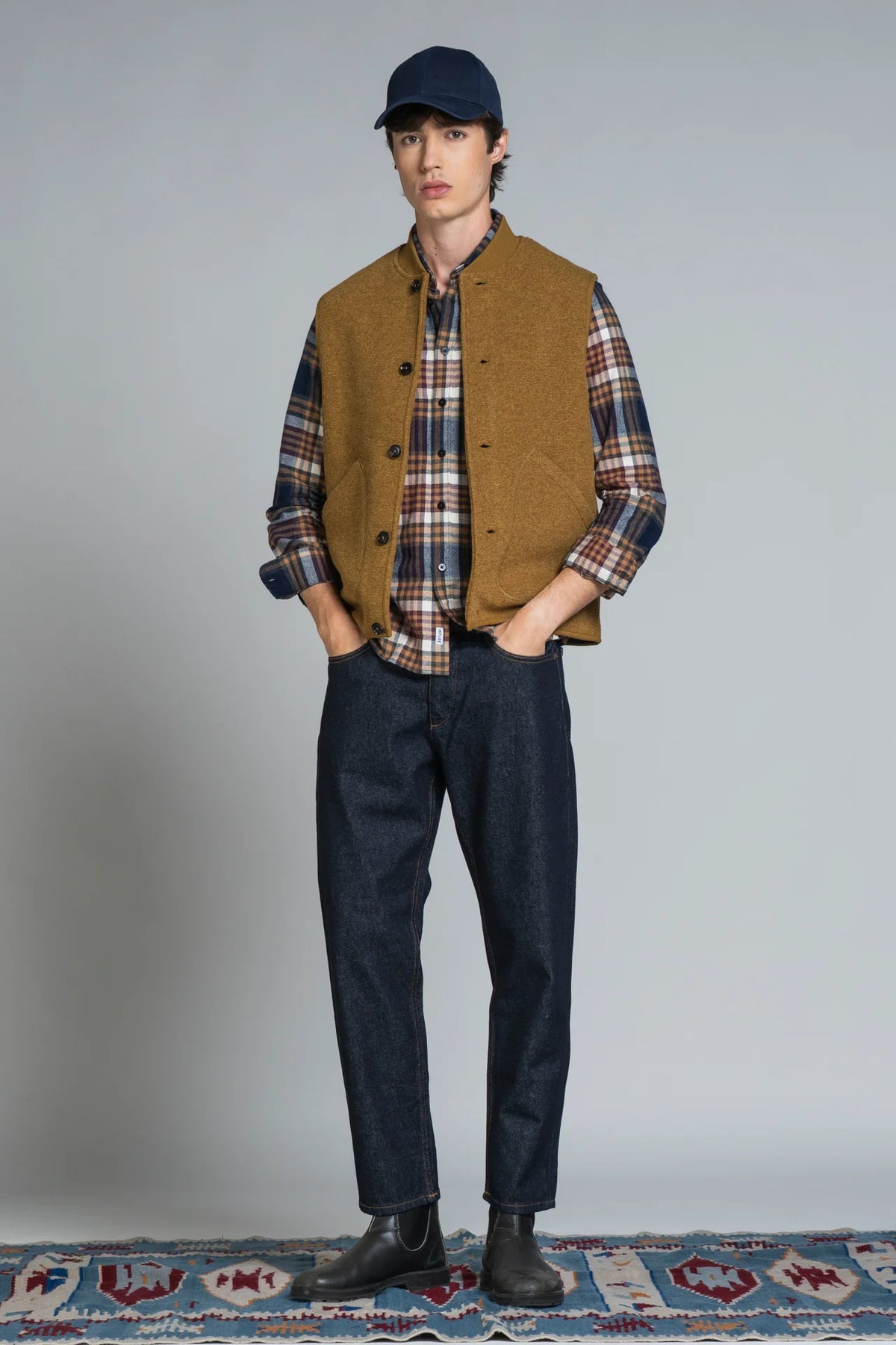 IMPURE DEAN GILET IN LANA COTTA OCRA