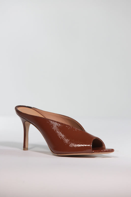 BALIE REBECCA IN VERNICE RADICE