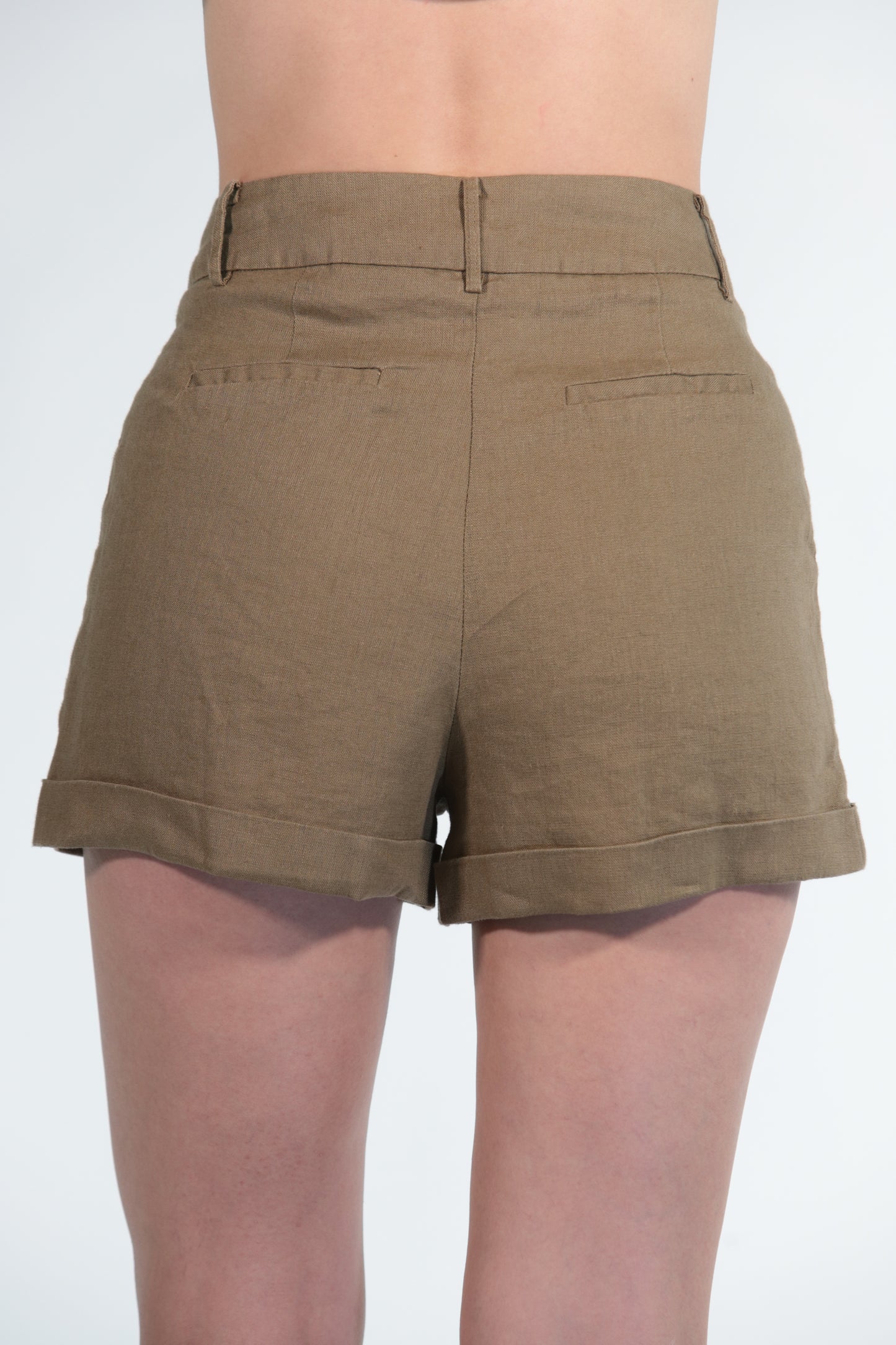SHORTS IN PURO LINO BROWN CON PINCES