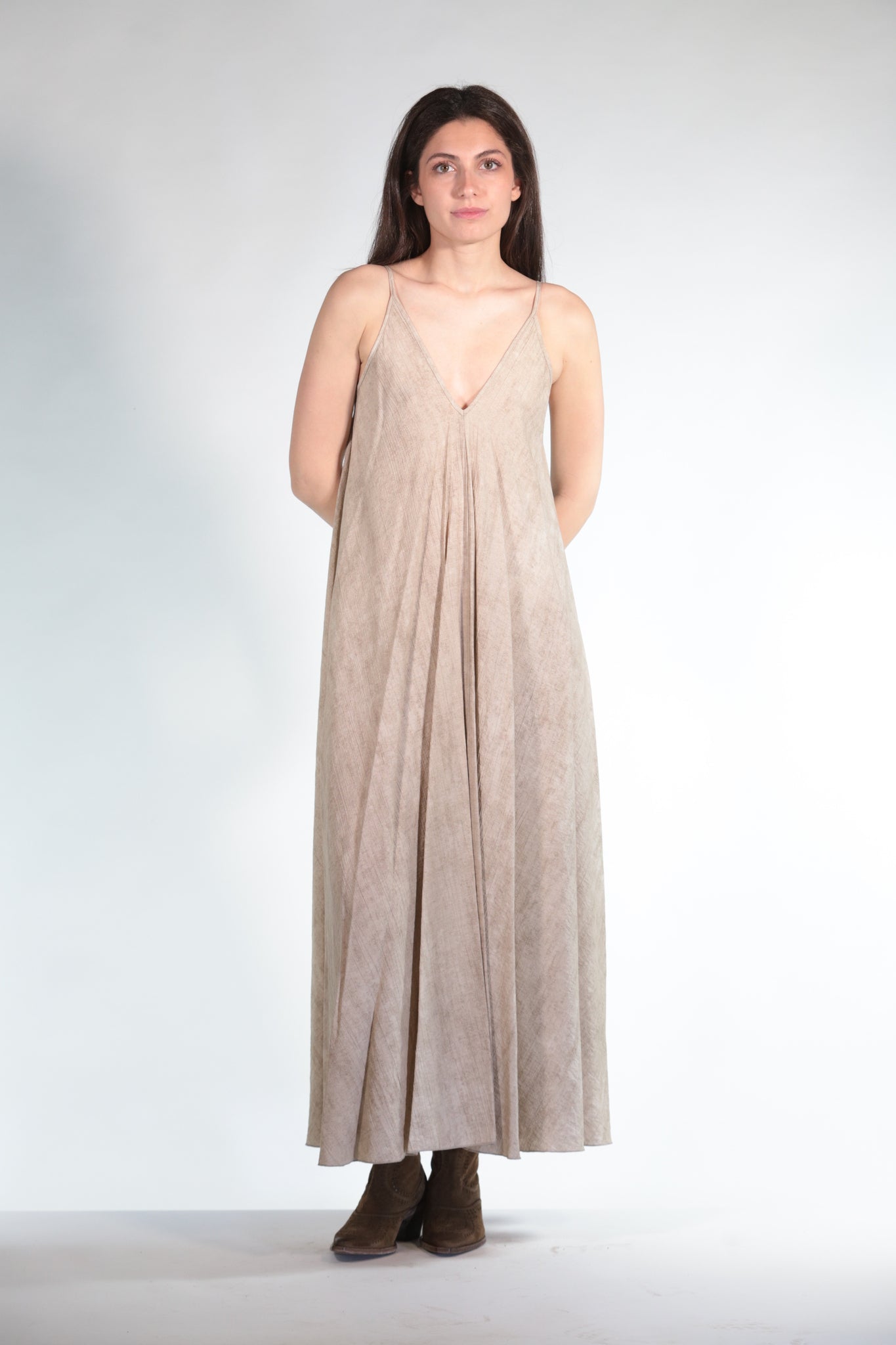AVA ABITO BEIGE