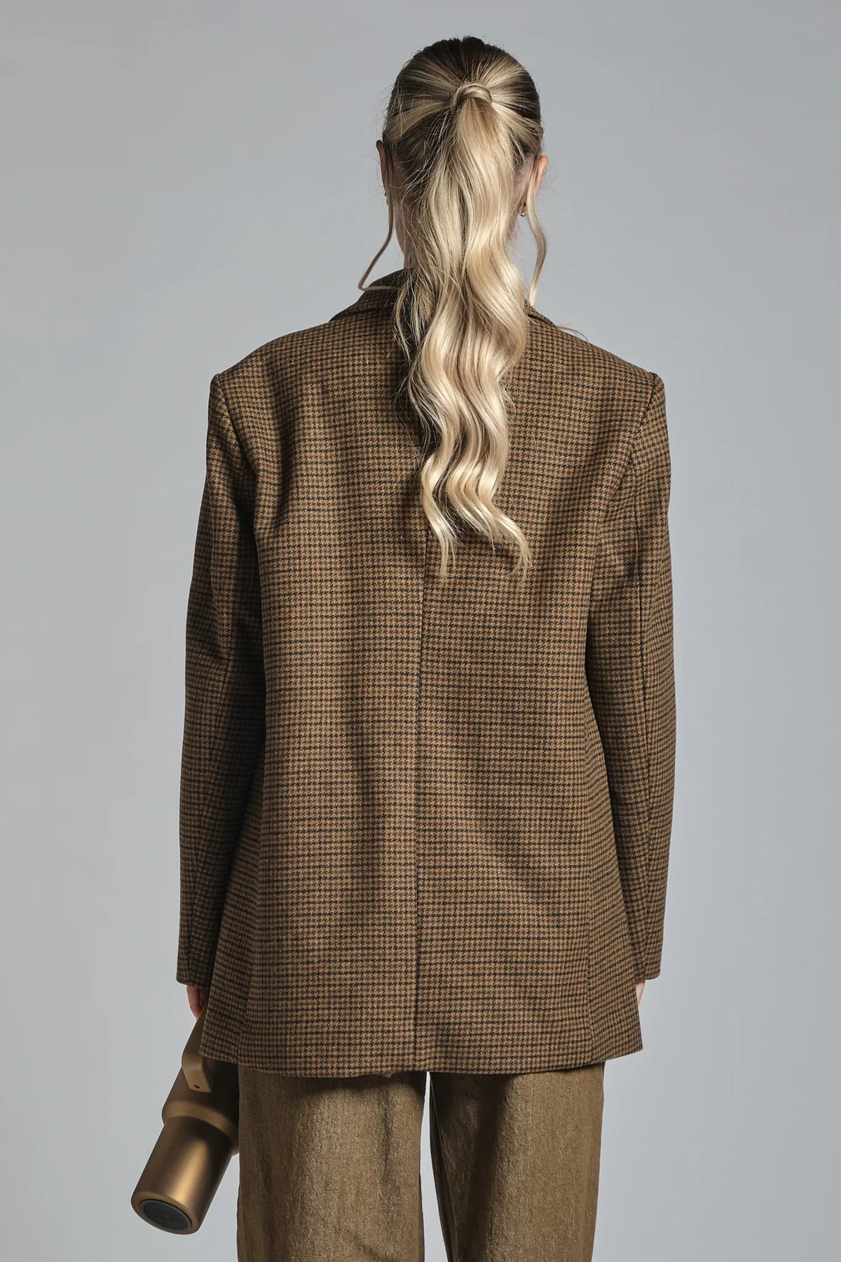 JULIA BLAZER MONOPETTO IN LANA BROWN