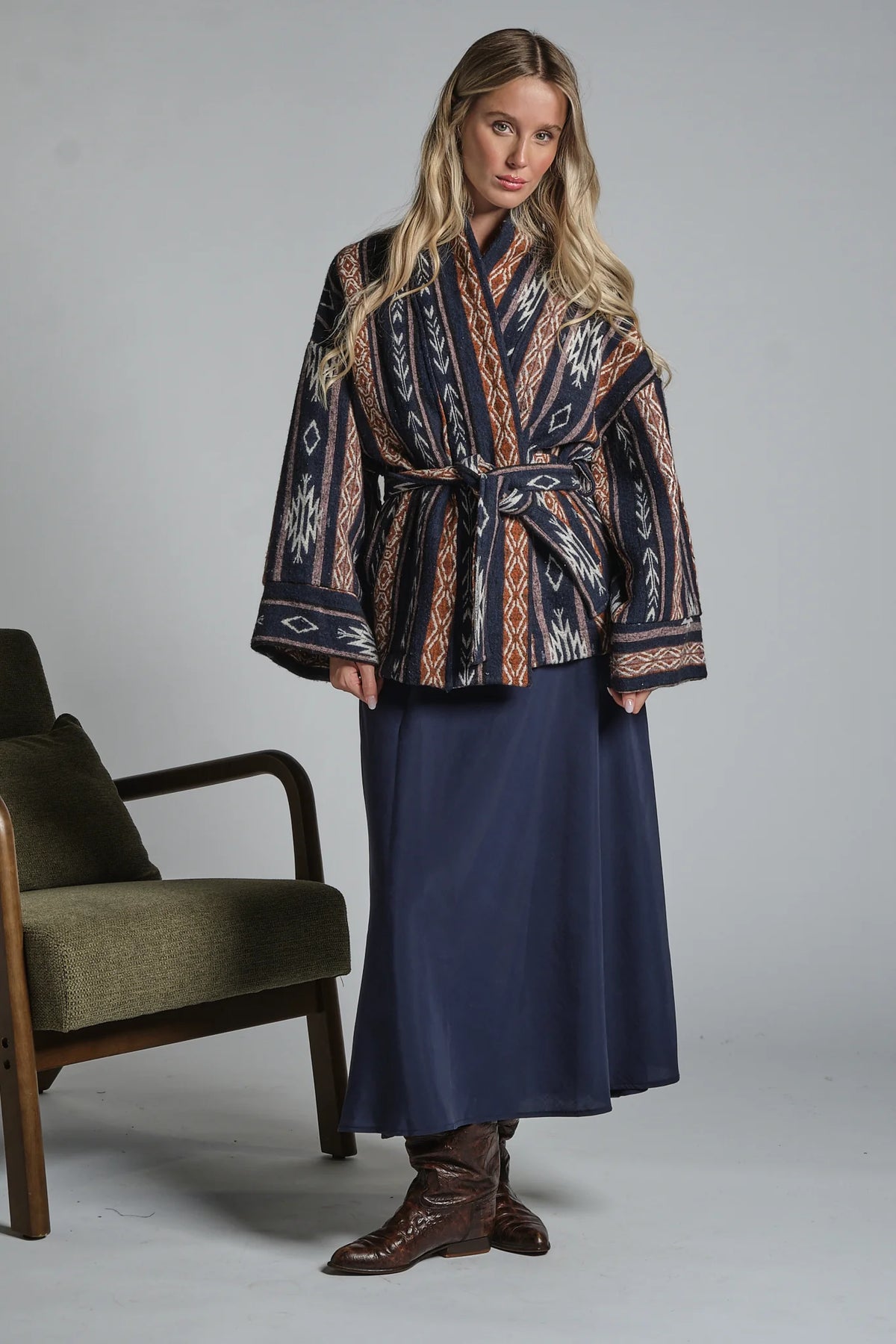 IMPURE CLOUDE KIMONO IN LAMBSWOOL