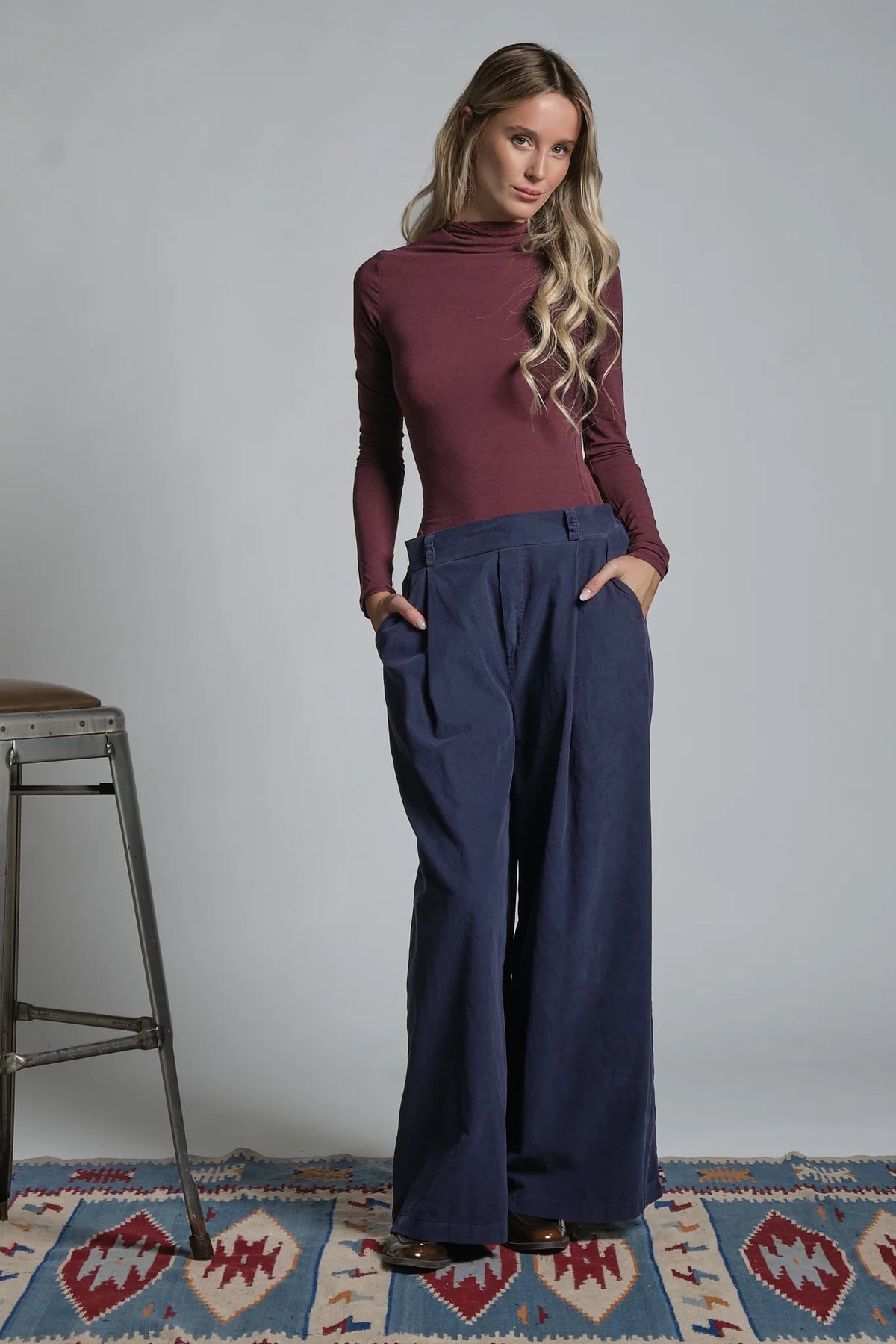 PELIA CHINO IN CORDUROY 200STR. NAVY
