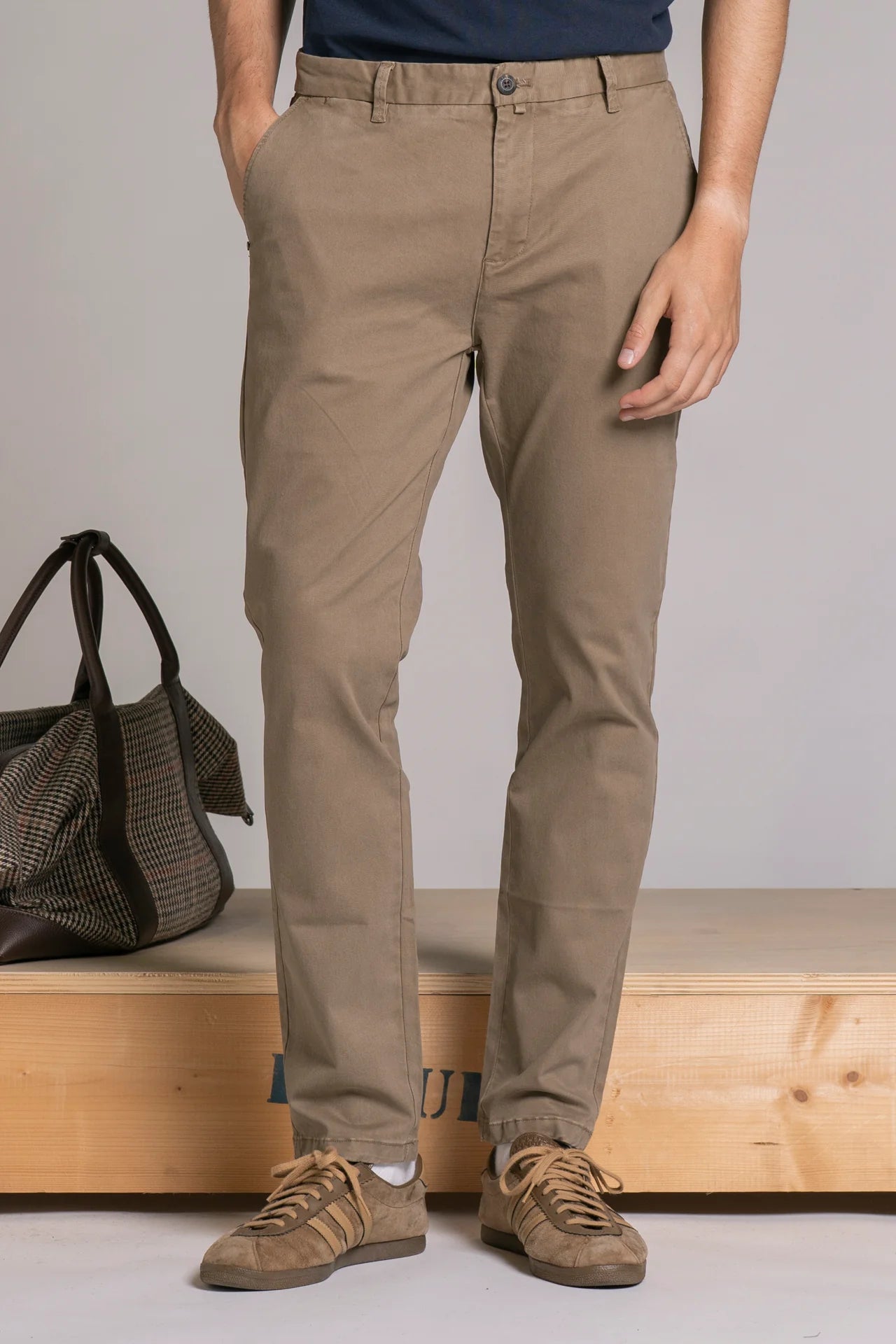 BRYAN CHINO LONG IN TWILL MUD