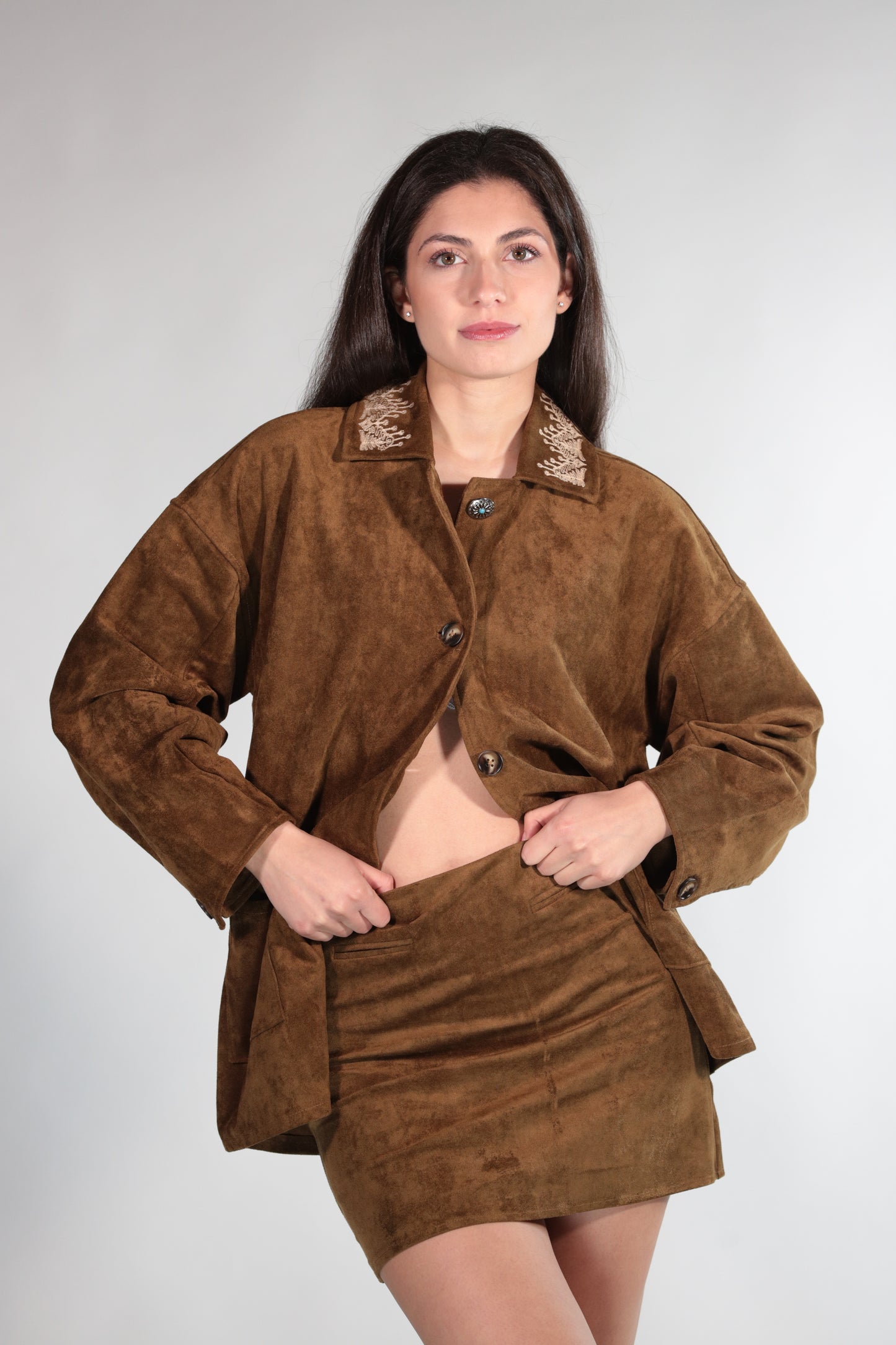 GWEN BLAZER IN ECO-SUEDE BROWN