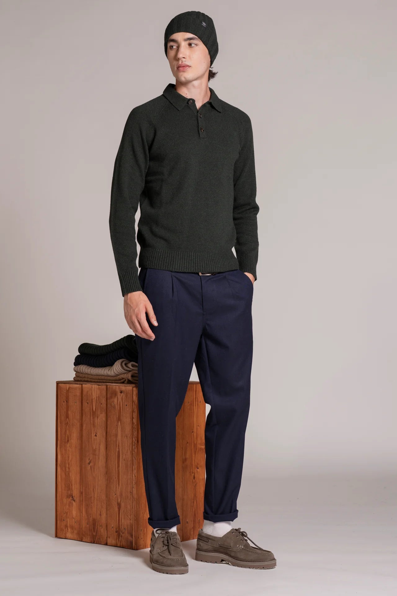 COLIN POLO SWEATER IN LAMBSWOOL GREEN