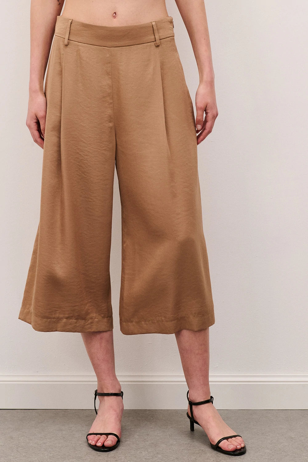 BERMUDA LUNGO BEIGE