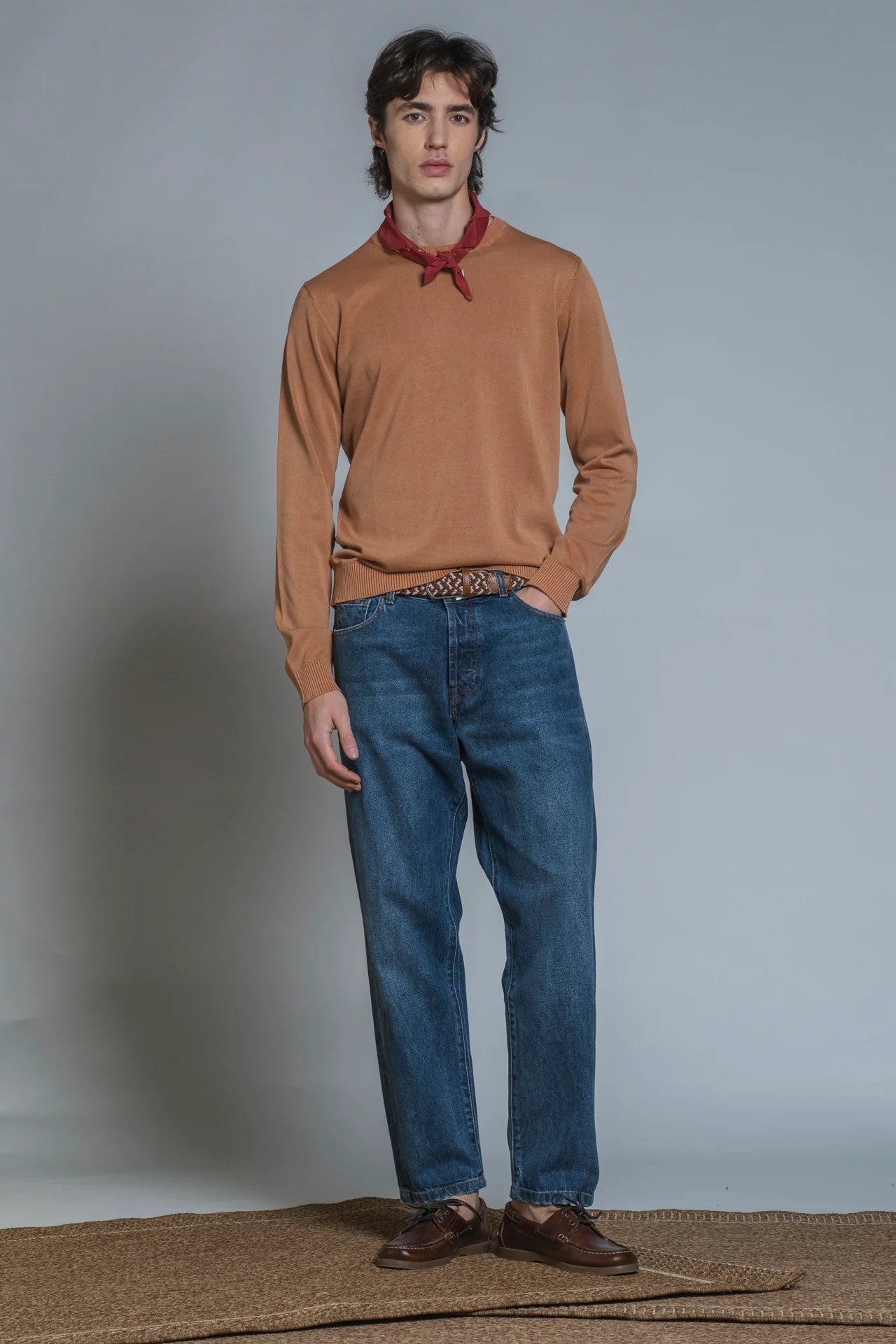 LORIS SWEATER ROUND NECK IN COTTON DARK OCRA