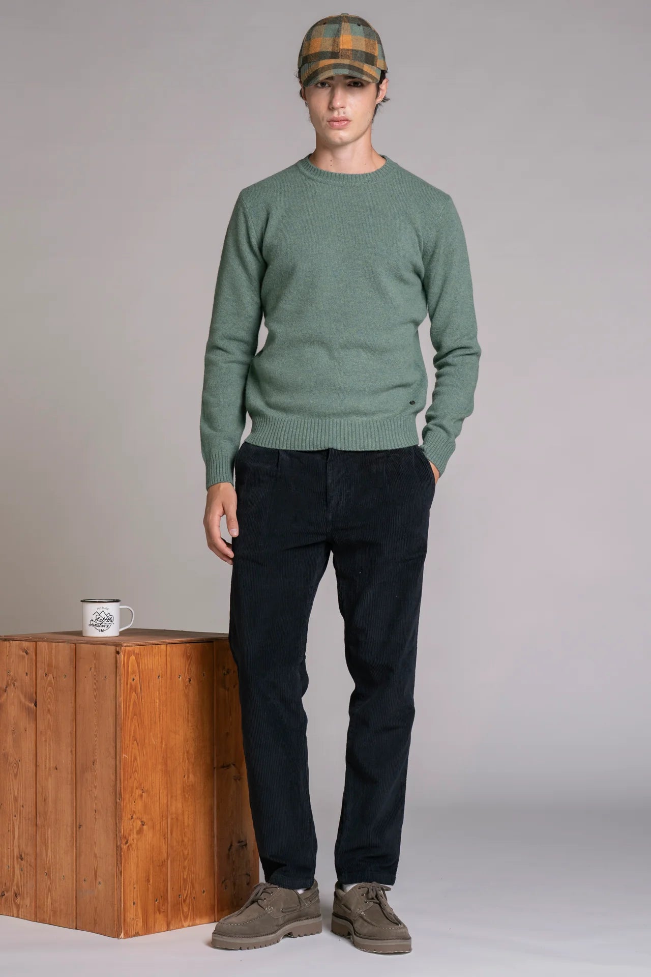 THEO CHINO LONG IN CORDUROY NAVY